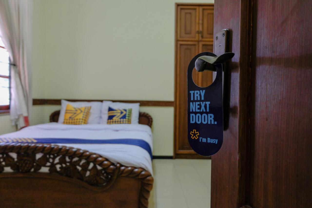 Spot On 1767 Villa Anggur Panderman Batu  Dış mekan fotoğraf